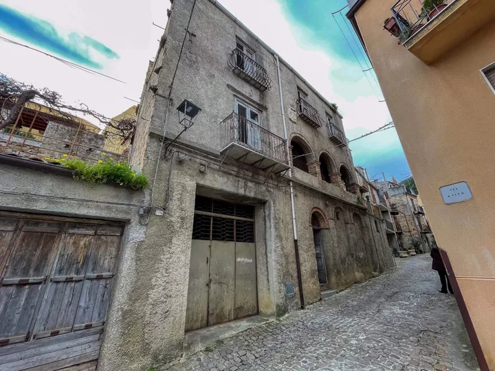 Palazzo Virga: fotografia dell’agenzia 2