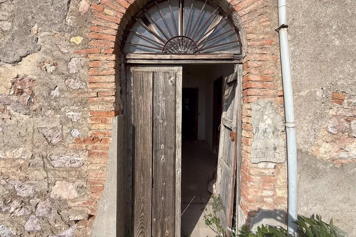 Casa Gullotti: fotografia dell’agenzia 32