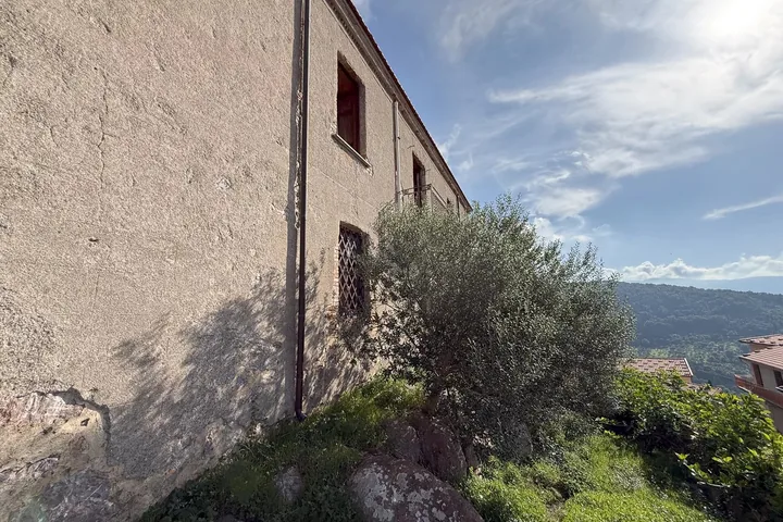 Casa Gullotti: fotografia dell’agenzia 24