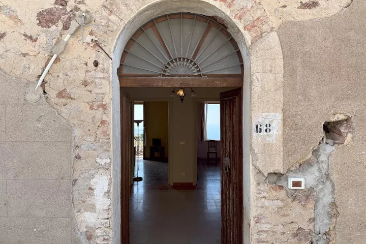 Casa Gullotti: fotografia dell’agenzia 21