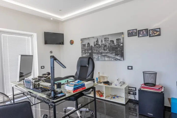 Villa Aurelio: fotografia dell’agenzia 23