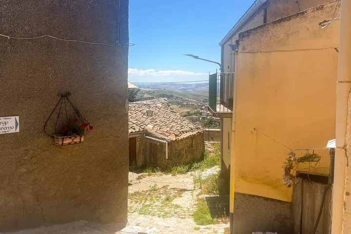 Casa Aldo: fotografia dell’agenzia 21