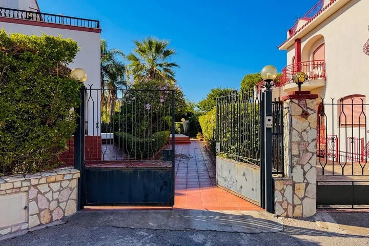 Villa Tiziana: fotografia dell’agenzia 3