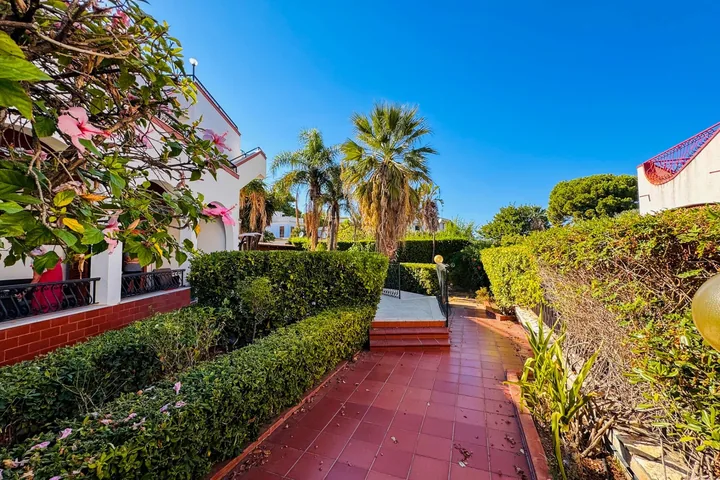 Villa Tiziana: fotografia dell’agenzia 4