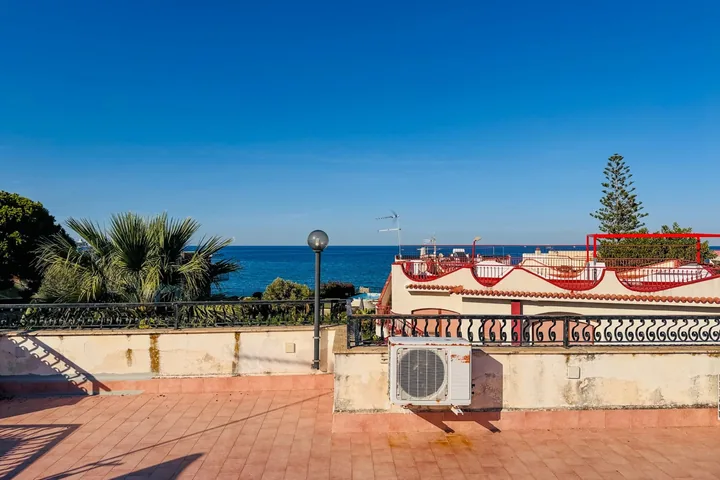 Villa Tiziana: fotografia dell’agenzia 37