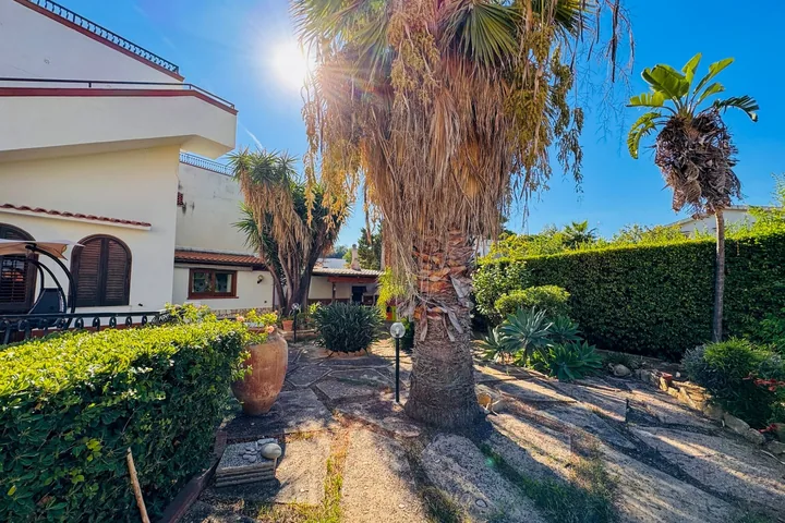 Villa Tiziana: fotografia dell’agenzia 5