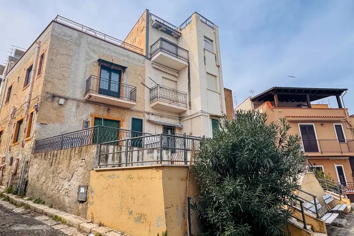 Casa Davide: fotografia dell’agenzia 33