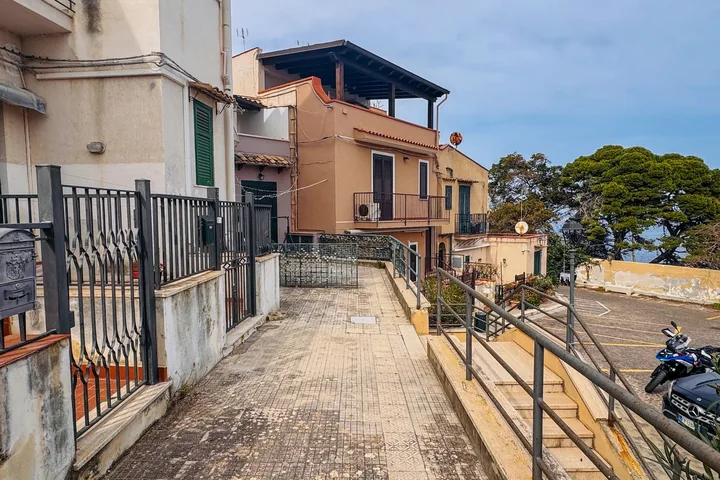 Casa Davide: fotografia dell’agenzia 34