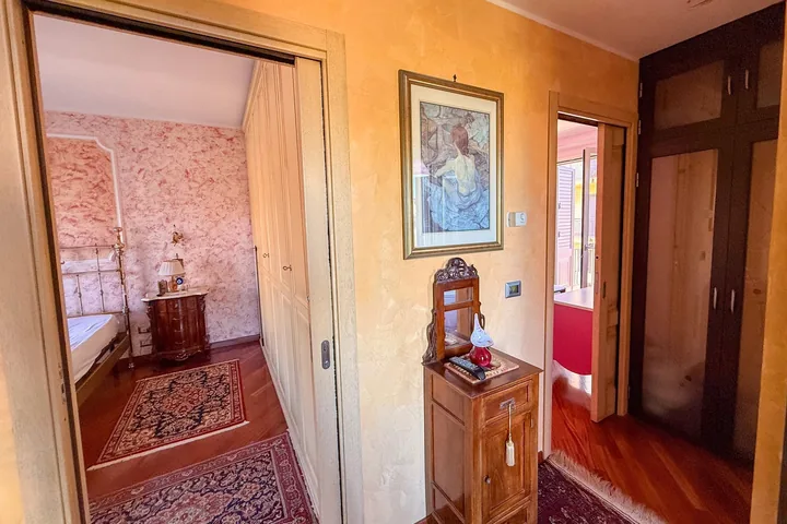 Casa Enza: fotografia dell’agenzia 19