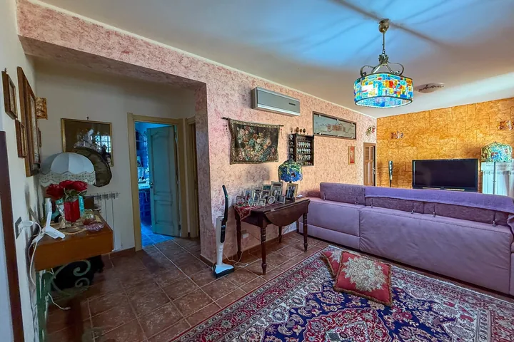 Casa Enza: fotografia dell’agenzia 43