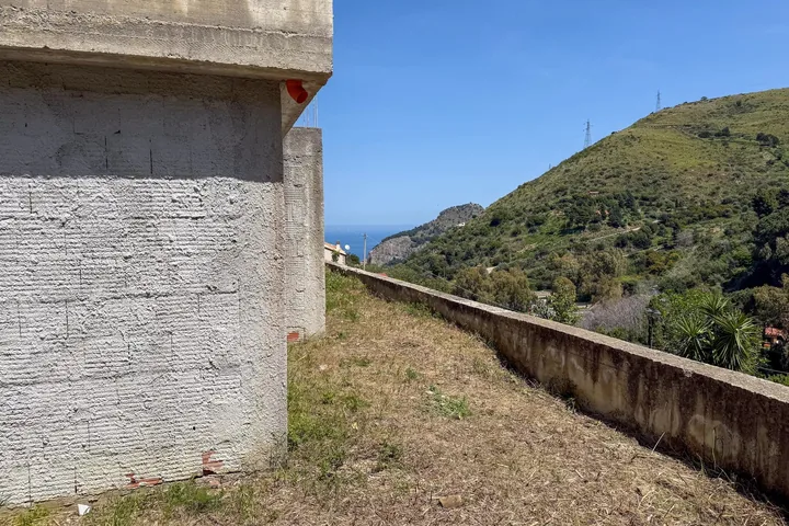 Villa Iolanda: fotografia dell’agenzia 32