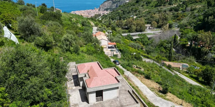 Villa Iolanda: fotografia dell’agenzia 11