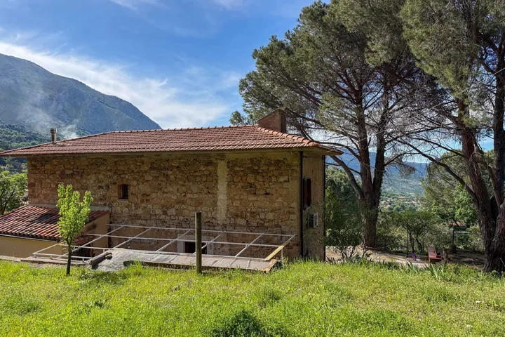 Casa Mandrazze: fotografia dell’agenzia 28