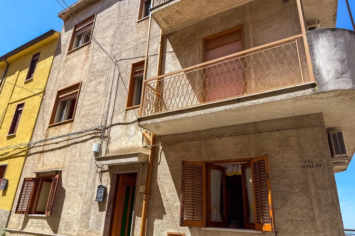 Casa Pino: fotografia dell’agenzia 36