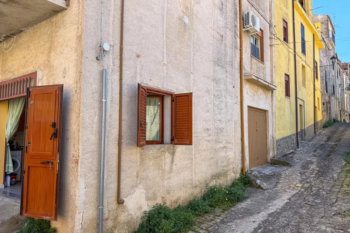 Casa Pino: fotografia dell’agenzia 37
