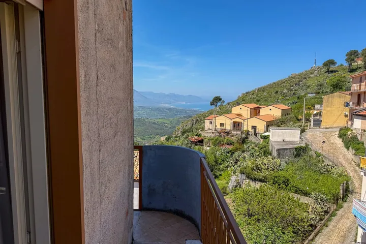 Casa Pino: fotografia dell’agenzia 33