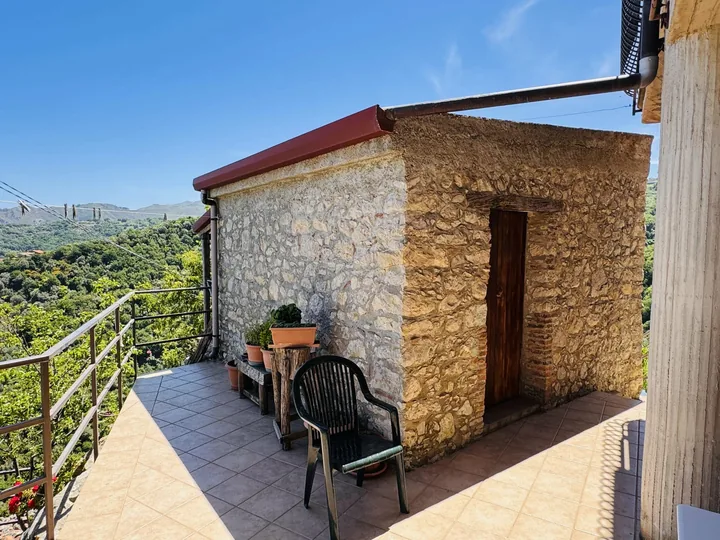 Villa Antonello: fotografia dell’agenzia 37