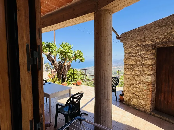 Villa Antonello: fotografia dell’agenzia 9
