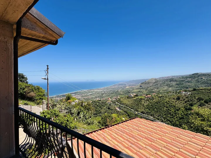 Villa Antonello: fotografia dell’agenzia 1