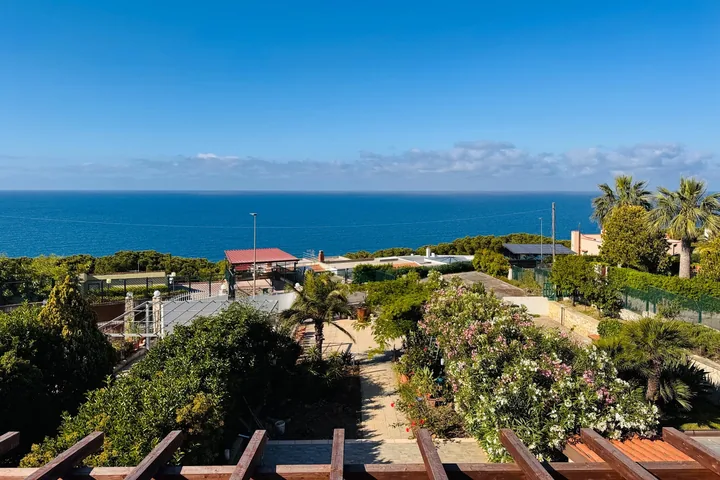 Villa Alessandro: fotografia dell’agenzia 21
