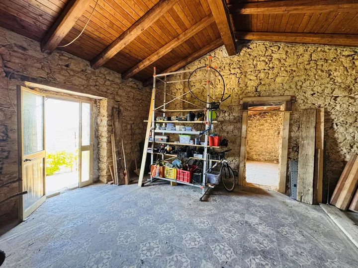 Casetta Chiara: fotografia dell’agenzia 19