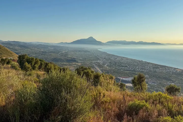 Plot Angela- Cefalù: fotografia dell’agenzia 3