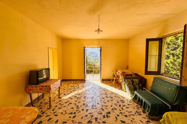 Casa Franco: fotografia dell’agenzia 22