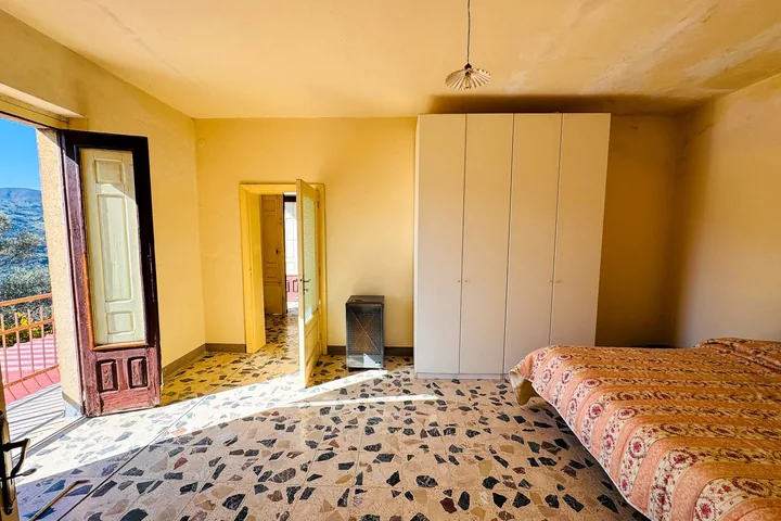 Casa Franco: fotografia dell’agenzia 16