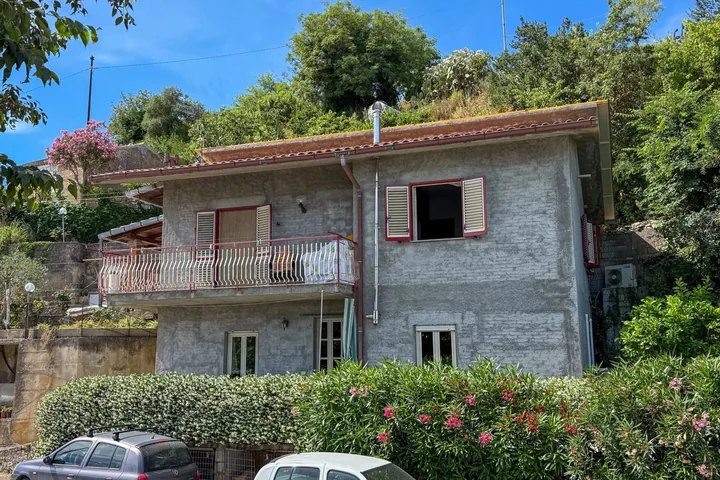 Casa Francesco: fotografia dell’agenzia 46