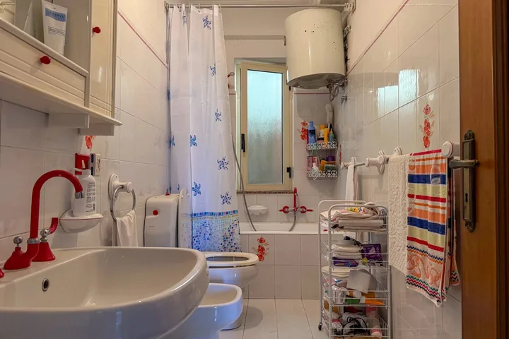 Casa Francesco: fotografia dell’agenzia 32