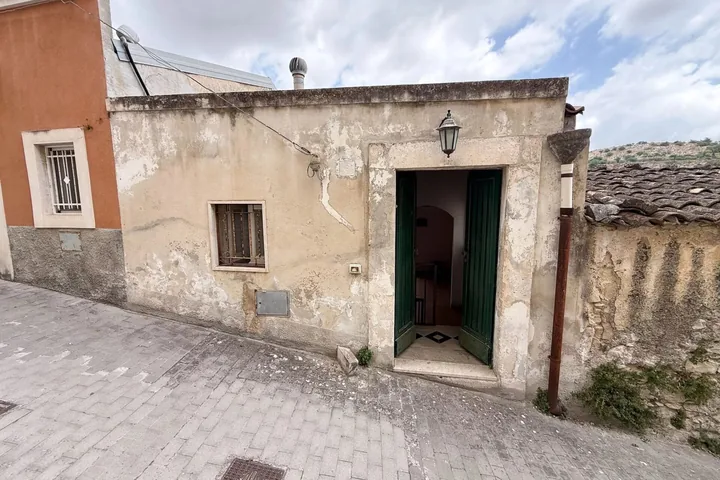 Casa Giovanni: fotografia dell’agenzia 28