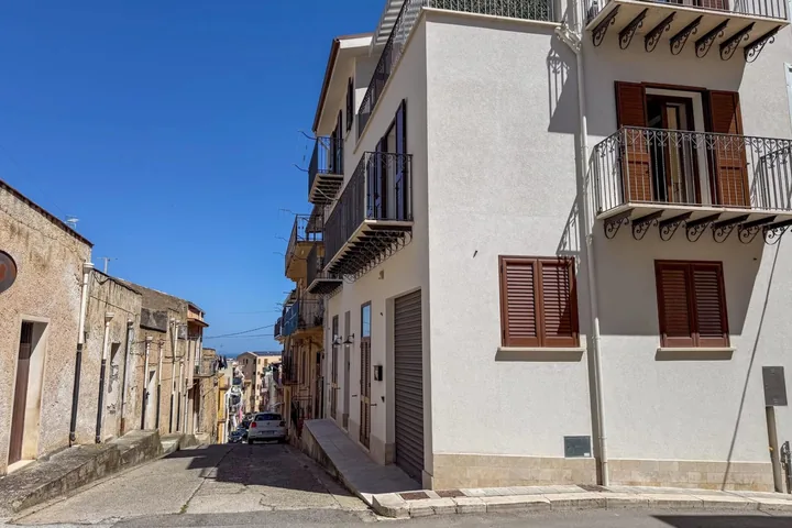 Casa Silvia: fotografia dell’agenzia 52