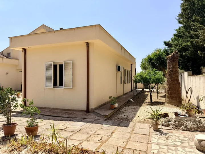Villa Florinda: fotografia dell’agenzia 4